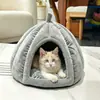 Cama para gato adequada para todas as estações, cama para gato e cachorro, ninho de dormir fechado para gatos, esconderijo seguro, ninho de animal de estimação espessado em formato de abóbora