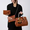 Set de Tres Piezas Transfronterizo con Colgante Bolso de Mujer 2026 Nueva Moda Versátil Bolso de Mano Gran Capacidad Bolso Cruzado Venta al por Mayor