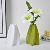 Nuevo Producto Jarrón de Plástico Estilo Dopamina Adornos Decorativos para el Hogar Ramo de Flores Secas de Lirio Arreglo de Flores Falsas Sentido Avanzado