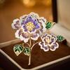 Broche Esmaltado de Luxo Leve Estilo Nacional Flor Peônia Zircônia de Luxo Elegante Atmosférico Acessórios para Jaqueta de Terno Corsage de Jantar Mulheres
