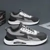 Zapatos de Hombre Más Vendidos 2026 Verano Nuevos de Cuero Impermeables Casuales Deportivos Tendencia de Moda para Correr Zapatos de Papá D292
