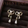 Pendientes de Plata de Ley 925 con Aguja, Borla de Perla de Moda Elegante, Lazo, Pendiente de Lujo Ligero, Alto Nivel, Sentido del Diseño, Nicho