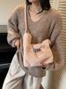 Bolso Chaleco Peludo Otoño e Invierno Transfronterizo 2026 Nuevo Estilo Bolso de Mano con Hebilla de Cierre Bolso Cubo Bolso de Hombro Cruzado Esponjoso