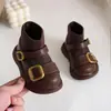 Zapatos calcetines de princesa para bebé niña nuevos otoño e invierno botines de piel pequeños de punto volador estilo británico zapatos para caminar para niños botas de suela blanda