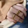 Anillo de Moda Dorado Igual al de las Blogueras Ins Estilo Retro Nicho Rombo Cuadros Chic Moda Versátil