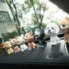 Cachorro de balançar a cabeça para decoração de carro, boneca fofa, console central, suprimentos criativos para decoração de interior de carro