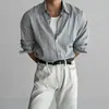 Camisa de manga larga a rayas para hombre, nuevo estilo retro coreano de primavera/otoño, casual y versátil, camisa azul sin arrugas