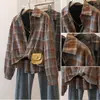 Conjunto de Dos Piezas para Mujer Talla Grande Estilo Coreano Elegante Camisa a Cuadros Retorcidos Cepillados Diseño con Sentido Trendy Top Adelgazante