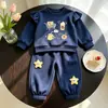 Conjunto de estilo coreano para niñas, nuevo modelo primavera y otoño 2026, sudadera de dibujos animados para bebé, ropa de otoño, conjunto de dos piezas holgado para niñas pequeñas