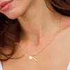 Moda Europeia e Americana Colar Simples de 26 Letras em Forma de Coração Pingente Criativo Versátil de Coração de Pêssego Corrente Curta para Clavícula Presente para Mulheres