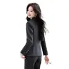 Conjunto profesional de dos piezas de alta gama transfronterizo al por mayor, blazer ligero de lujo de doble botonadura con cuello de traje pequeño y pantalones acampanados para mujer