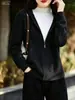 Jaqueta com capuz de malha feminina estilo coreano 2026 nova outono e inverno com bolso com zíper casual solta de manga longa