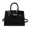 2026 nuevo bolso de hombro de moda versátil de alta gama con textura de lujo ligero para mujer con excelente elegancia