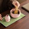Venta Caliente Transfronteriza Set de Herramientas para Matcha Color Rosa Flor de Cerezo Juego de Siete Piezas con 100 Batidores de Té, Cuchara para Té y Tazón de Matcha con Pico de Águila