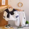 Ropa para Niños Traje de Manga Larga para Niños Estilo Nuevo Ropa Guapa para Bebés y Niños Conjunto de Dos Piezas 1-3-5 Años Estilo Primavera y Otoño