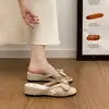 Nuevas Chanclas de Cuña Estilo Hada de Comercio Exterior con Lazo Floral para Mujer, Temporada Primavera/Verano 2026, Chanclas Casuales de Moda de Verano, Transfronterizo