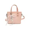 Bolsa Feminina da Moda Simples de Ombro Transversal Texturizada Balde Nova Versátil Doce para o Dia a Dia Moda Bolsa Grande