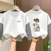 Camiseta de Manga Longa para Meninas Estilo Primavera/Outono 2026 Nova Camada de Base Estilosa para Crianças Top de Algodão Puro Top Falso Duas Peças
