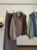Camisa a rayas de color block estilo coreano para mujer, nuevo diseño de otoño 2026, estilo chal, adelgazante, top versátil de manga larga