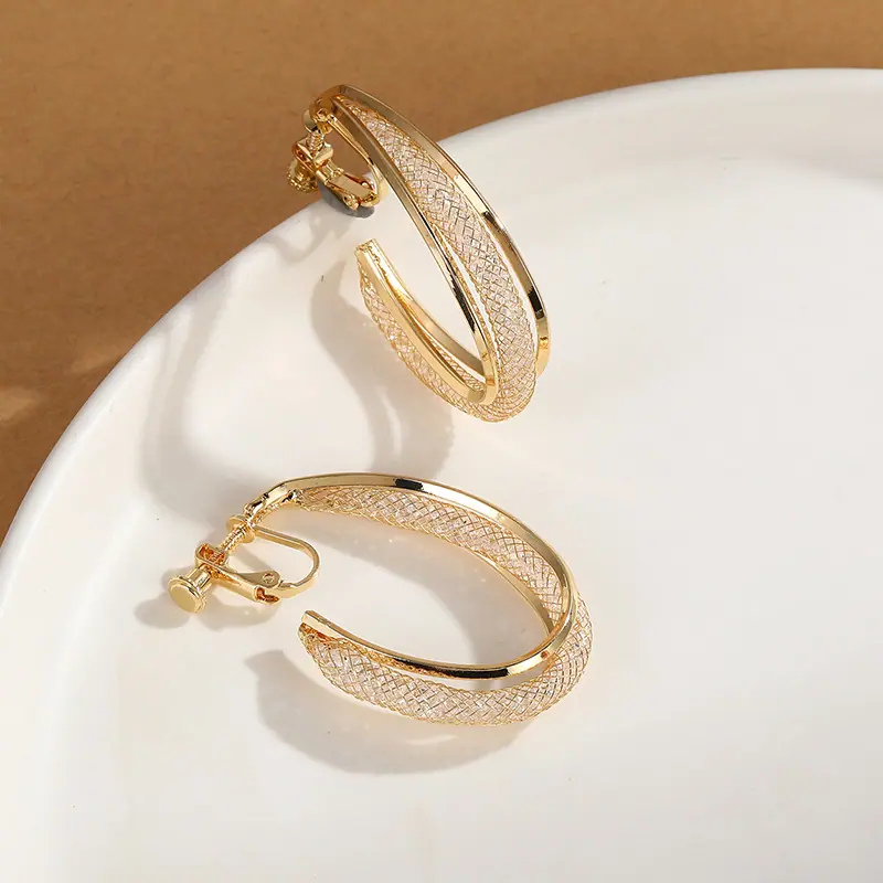 GOLD CLIP
