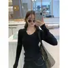 Color avena Tejido Base Capa Interior Nuevo Suéter Otoño Invierno Mujer Manga Larga Ropa Interior Ajustado Ceñido Cintura Pequeña Top