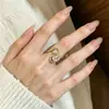 Anel Retro Irregular Gota d'Água com Imitação de Diamante para Mulheres, Design de Nicho, Luxo Leve, Sensação de Alto Padrão, Versátil para o Dia a Dia, Anel Elegante