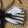 Bikini a Rayas Blancas y Negras Estilo Europeo y Americano 2026 Nuevo Sexy de Atar Transfronterizo de Dos Piezas Traje de Baño para Vacaciones en la Playa para Mujeres