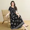 Vestido Floral de Algodão para o Verão 2026 da Mamãe Feminino Manga Curta Versátil Emagrecimento Boêmio Viscose Vestido de Praia