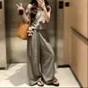 Conjunto informal de dos piezas de moda coreana nuevo de verano: Conjunto de camiseta de hombros descubiertos para mujer y pantalones anchos holgados que estilizan