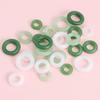 Cuentas sueltas de imitación de jade para anillos de correr, colgantes, collares, pulseras y accesorios de ropa, fabricantes al por mayor