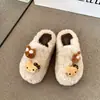 Pantuflas peludas para mujer, para usar en exteriores, pantuflas de algodón con punta cerrada, negras, felpa, invierno, estilo coreano, lindas, cómodas, nuevas 2026