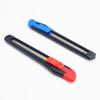 Cuchillo de arte práctico afilado para cabello lacio de fábrica, de empuje manual, portátil para cortar papel tapiz, cuchillo para desembalar express, cuchillo de arte al por mayor de tamaño pequeño