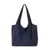 Bolso tote nuevo de gran capacidad 2026, bolso de hombro de nailon, bolso de mano casual y elegante, adecuado para estudiantes mujeres, para ir al trabajo y almacenamiento