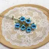 Carrillón de viento terminado Ramo tejido a mano Muebles para el hogar Regalo Flor artificial tejida a crochet Flor tejida Flor de lana
