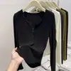 Camiseta de Manga Larga Base Suave y Esponjosa con Cuello en V Estilo Europeo para Mujer 2025 Nuevo Llegada Invierno Camiseta Top de Cachemira Proteica Amigable con la Piel