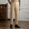 Calça Casual de Veludo Coteleiro Estilo Italiano Nápoles Reta de Cintura Alta para Homens, Calça Masculina Tendência Retro Britânica Outono e Inverno