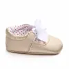 Comercio exterior nuevos zapatos de bebé de suela blanda tres colores para bebé de 0 a 1 año suela media de goma zapatos antideslizantes primavera y otoño 0907