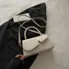 Nueva Moda de Noche Estilo Europeo y Americano 2025 Bolso de Mano con Cadena para Mujer de Gran Capacidad Bolso Cruzado Pequeño Cuadrado para Otoño e Invierno