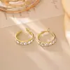 Pendientes Súper Brillantes con Tachuelas de Diamante con un Toque de Alta Gama, de Moda, Exquisitos, Versátiles, Lujo Ligero, Elegantes Pendientes de Tachuela con un Diseño Moderno