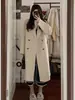 Casaco de Lã Feminino, Comprimento Médio, Novo Estilo Outono e Inverno 2026, Estilo Hepburn, Elegante, Petite, Caimento Solto, Jaqueta de Lã Estilo Coreano