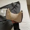 Verano Nuevo Versátil Moda Paja Tejida Retro Bolso Baguette Sobaco Simple Literario Bandolera de Mano de Hombro Único para Mujer