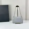 Bolso de Cadena Acolchado Cf25 Estilo Canal de Suministro Transfronterizo Europeo y Americano para Mujer, Bolso Clásico de Hombro Cruzado de Piel de Cordero a la Moda
