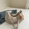 Bolsa Casual de Nylon para Mulheres Verão 2026 Nova Tendência Fashion Versátil Bolsa de Ombro com Toque de Luxo e Bolsa Transversal Versátil