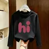 Camiseta de Manga Longa para Meninas 2026 Novo Modelo Camiseta Básica de Algodão Puro para Crianças Top de Gola Redonda Roupa Íntima Fofa para Meninas