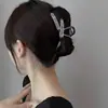Grampo de Cabelo de Tubarão em Liga de Zinco Fresco e Doce Japonês e Coreano para Mulheres, Simples e Elegante para Penteados Updo na Parte de Trás da Cabeça