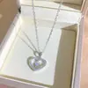 Collar de Acero de Titanio con Trébol de Cuatro Hojas Clásico Más Vendido para Mujer, Diseño de Nicho, Lujo Ligero, Cadena para Clavícula con Circonita de Diamante Completo