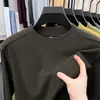 Camiseta térmica base para hombre 2026 modelo nuevo otoño e invierno, cuello semi alto, color liso, casual, cepillada, cálida, camiseta de manga larga para hombre