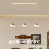 Lámpara Colgante para Restaurante en Color Crema con Estilo Vintage, Nuevo Modelo 2026, Diseño Floral Creativo, Lámpara Lineal de Tres Cabezas para Mesa de Comedor, Protección Ocular