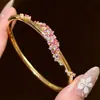 Pulsera Vintage de Flor de Durazno Dulce con Circonitas para Mujer con Destellos de Diamante