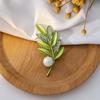 Broche de hojas tridimensionales verdes de moda coreana, broche creativo de plantas con perlas, exquisito alfiler, accesorios para trajes de mujer